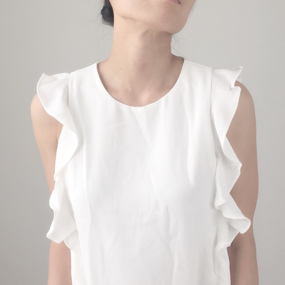ON SALE Well made white out ruffle top. - Picture 6 of 6
